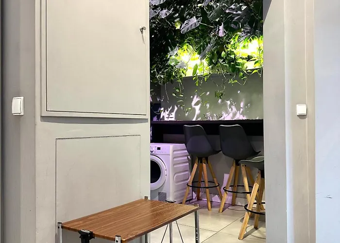 Plac Sw. Macieja ~ Self Check-in 20h Wroclaw