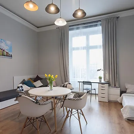 Apartment Plac Sw. Macieja ~ Self Check-in 20h