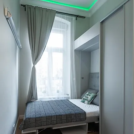 Plac Sw. Macieja ~ Self Check-in 20h Apartment *